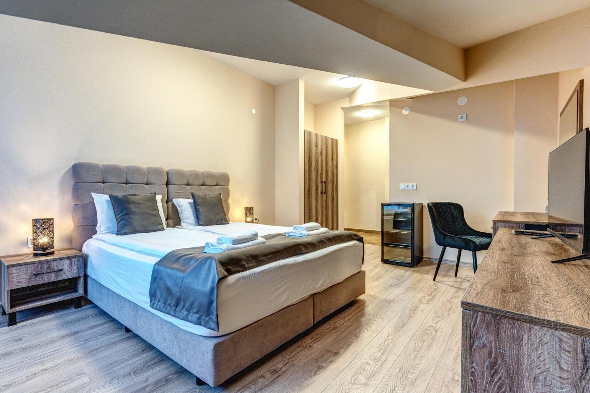 Valemo Apart House Devin Bagian luar foto